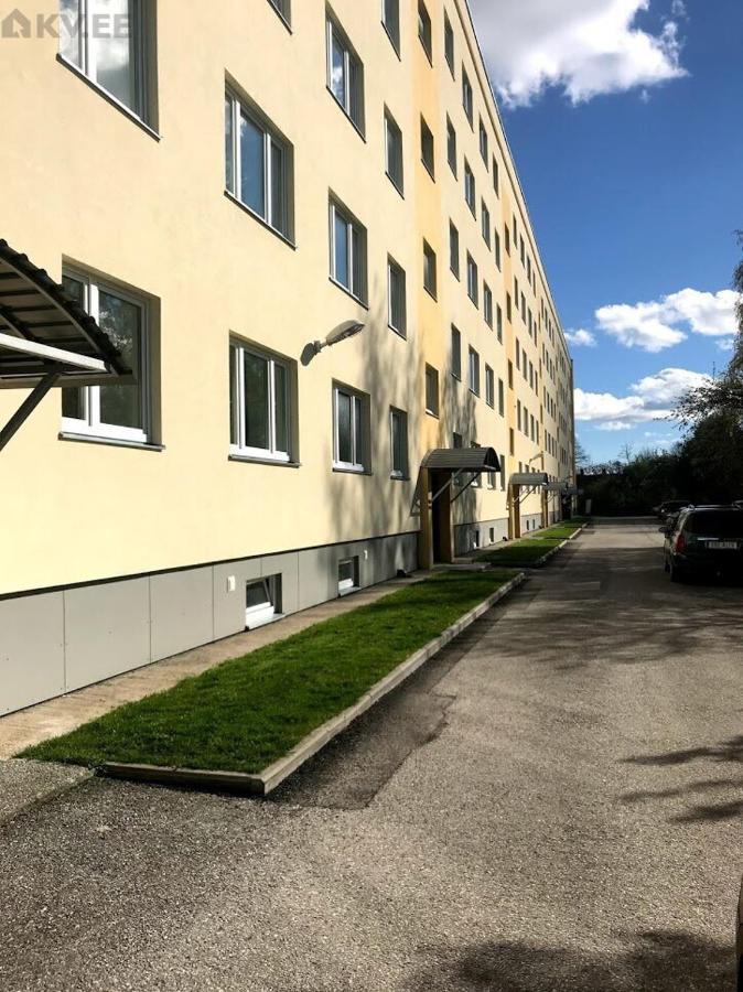 Tammsaare 26 Apartments Пярну Экстерьер фото